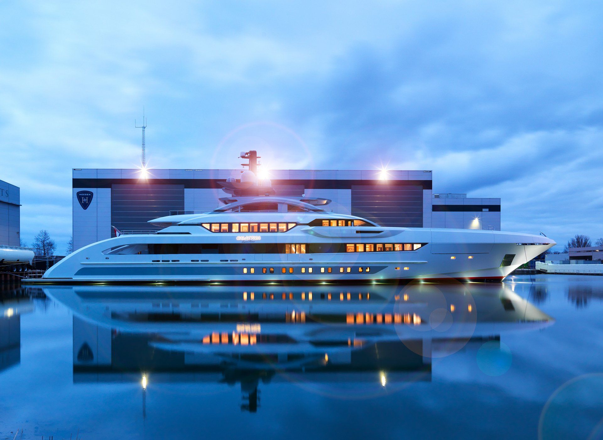 Heesen Yacht 17470 waiting at the yard in Oss. ©Dick Holthuis International Yacht photographer.