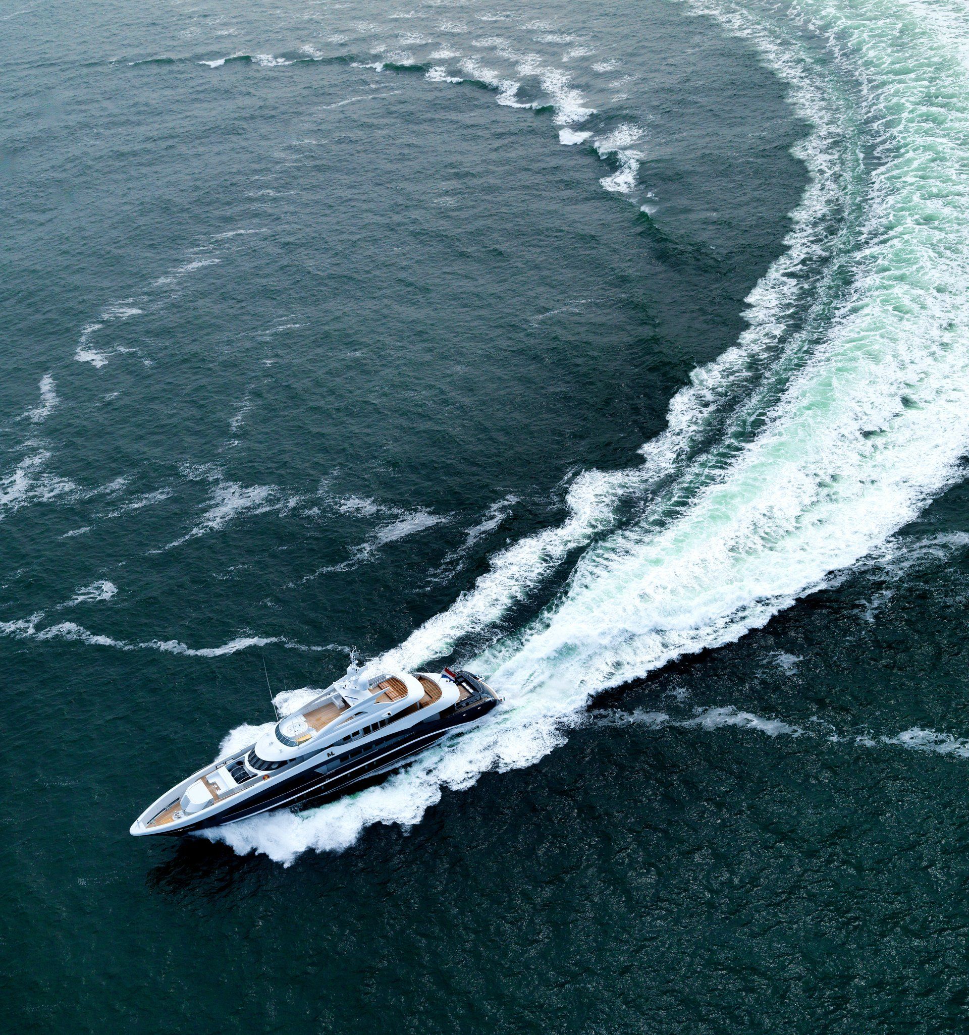 Heesen Yacht 17650 During the sea trials.  ©Dick Holthuis International Yacht Photographer