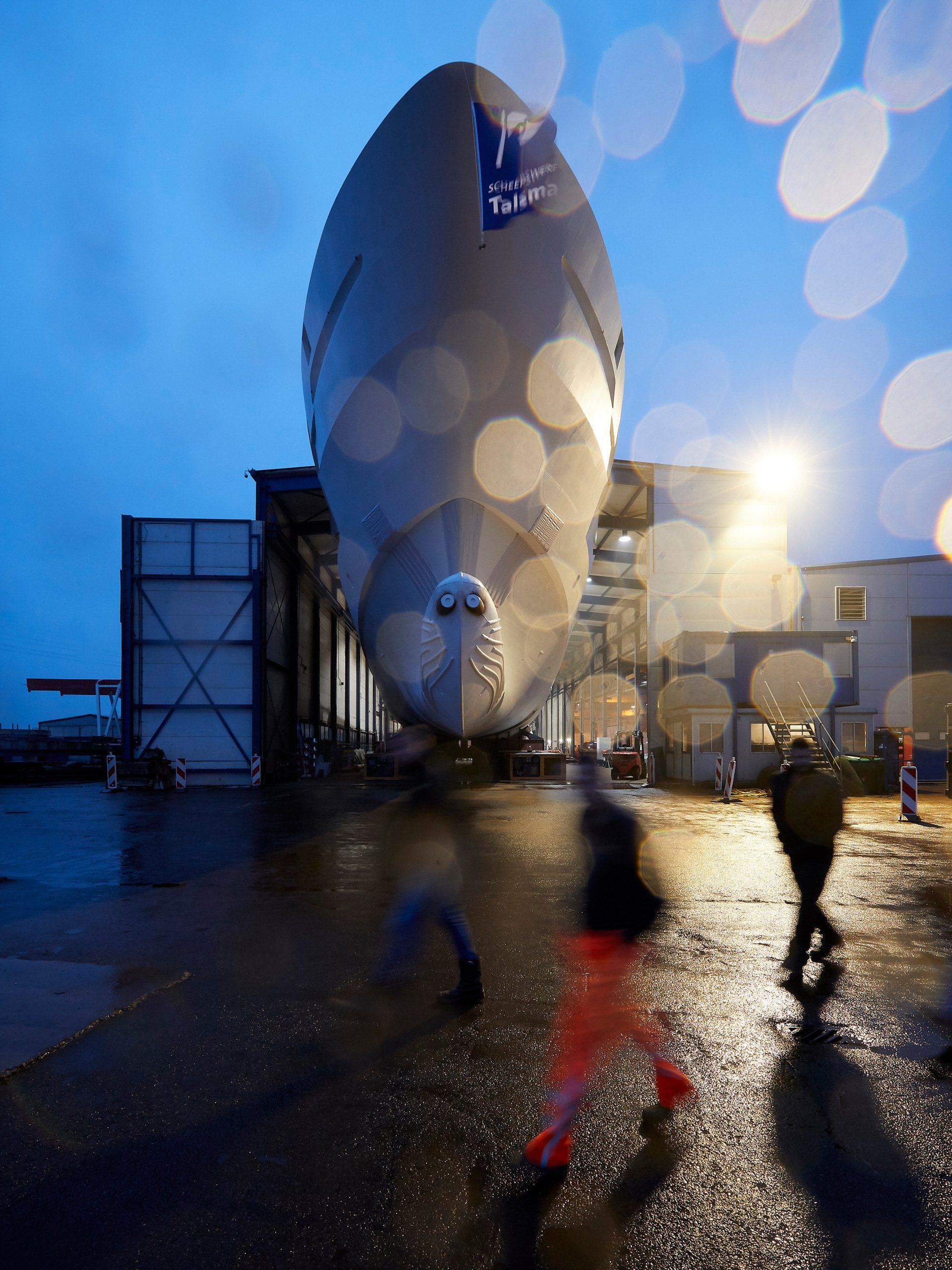 Heesen Yacht 19360 transport of the steel hull. ©Dick Holthuis International Yacht photographer.