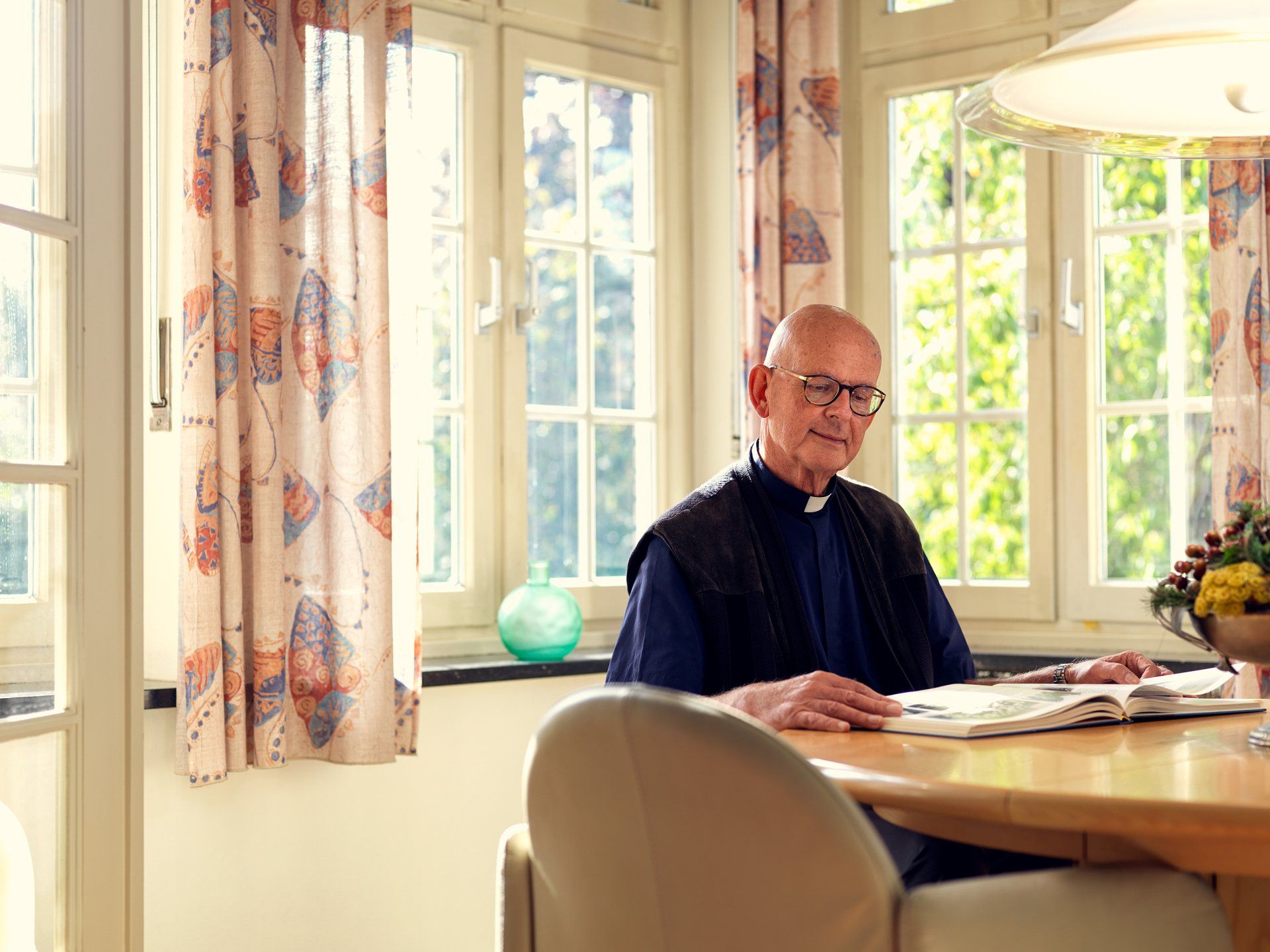 Pastoor van der Horst, Uit de serie en Boek, 