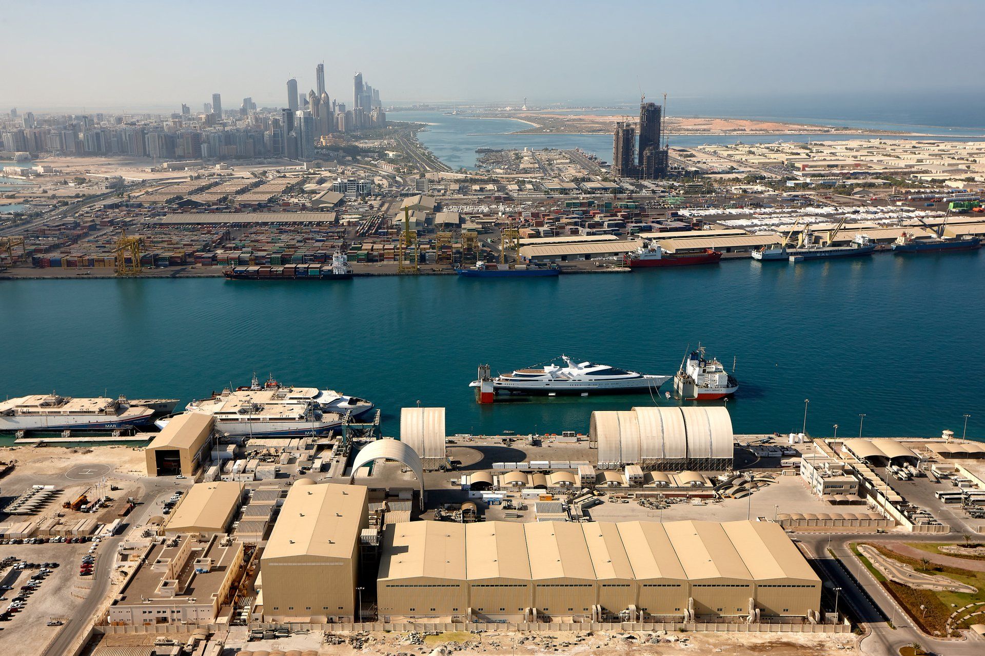 141m M/Y Yas during the launch in Abu Dhabi U.A.E. 2011. ©Dick Holthuis International Yacht Photographer.