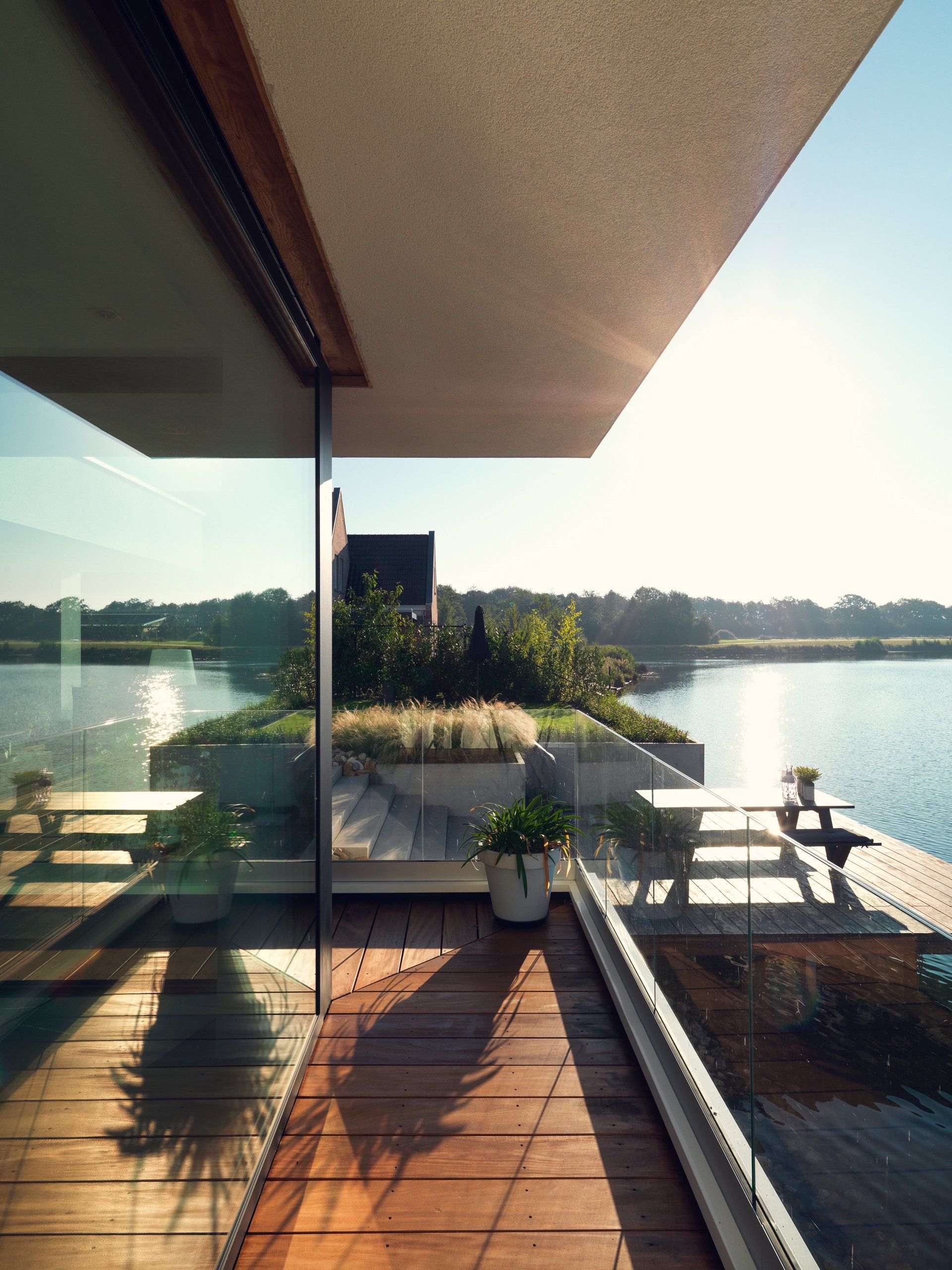 Residence, Arcen, The Netherlands. For Verheijen Smeets Architecten.  ©Dick Holthuis International Architectural Photographer