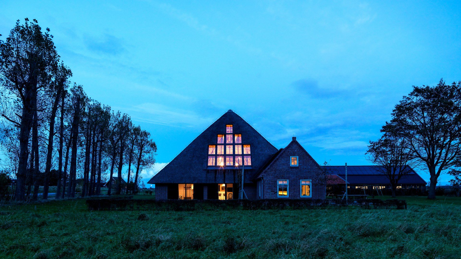 Farm, Hippolytushoef, The Netherlands. For Velux.  ©Dick Holthuis International Architectural Photographer