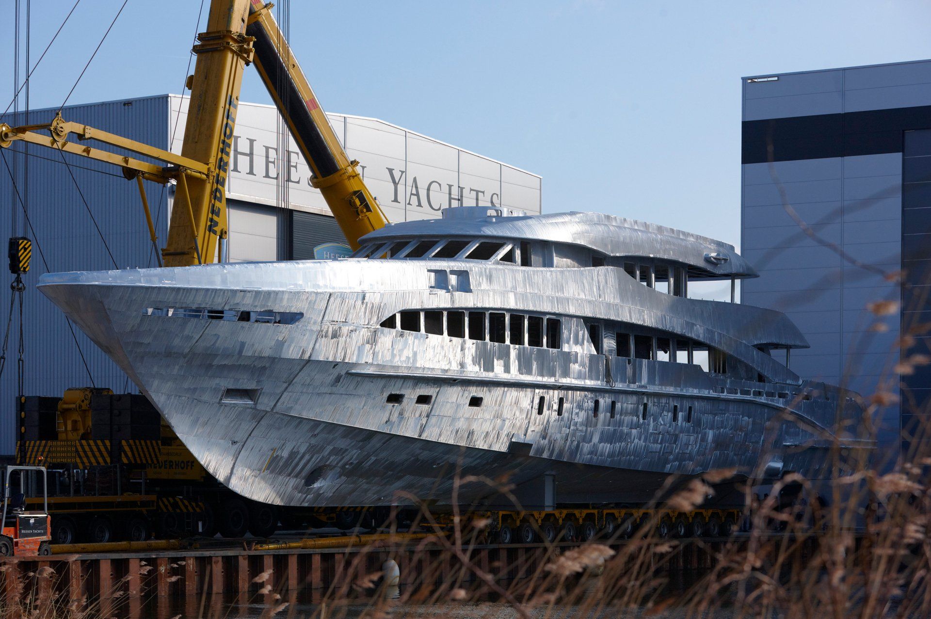 Heesen Yacht15850 ready after joining hull and superstructure. ©Dick Holthuis International Yacht Photographer