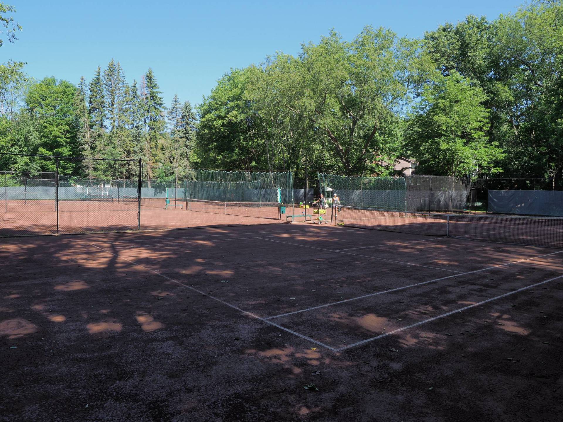 playing tennis  2