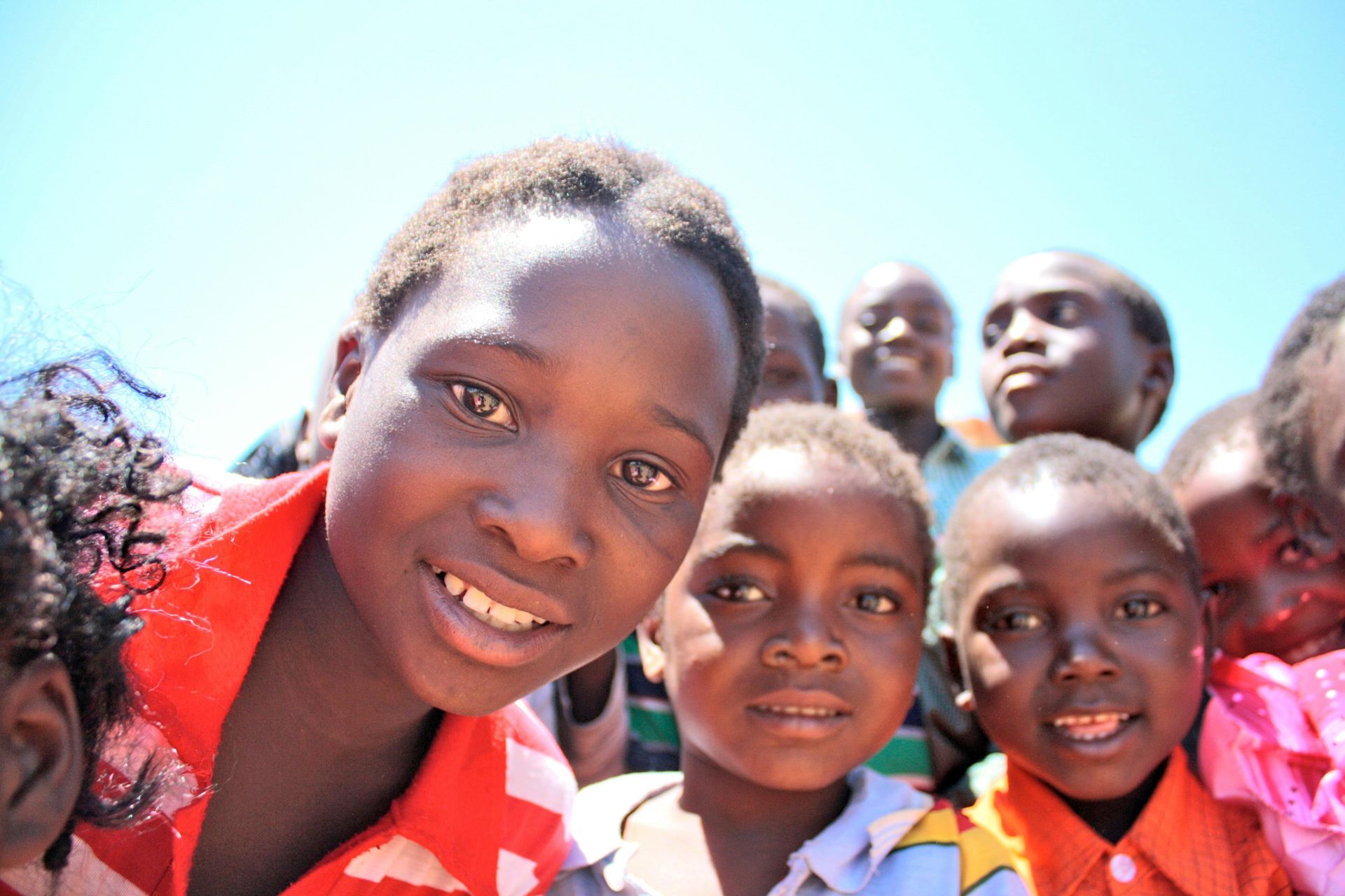 Small group tours for those who love volunteering