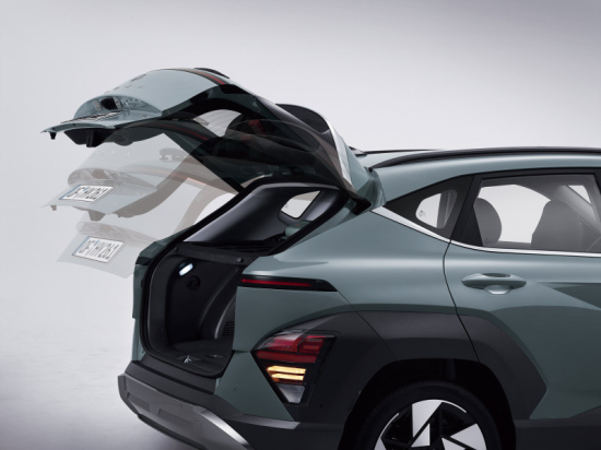 The back of a car with the trunk open Kona