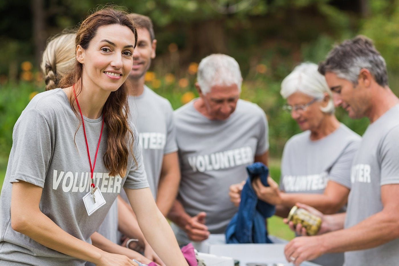 7 Smart Ways to Make Time for Volunteering When You Work Full-Time