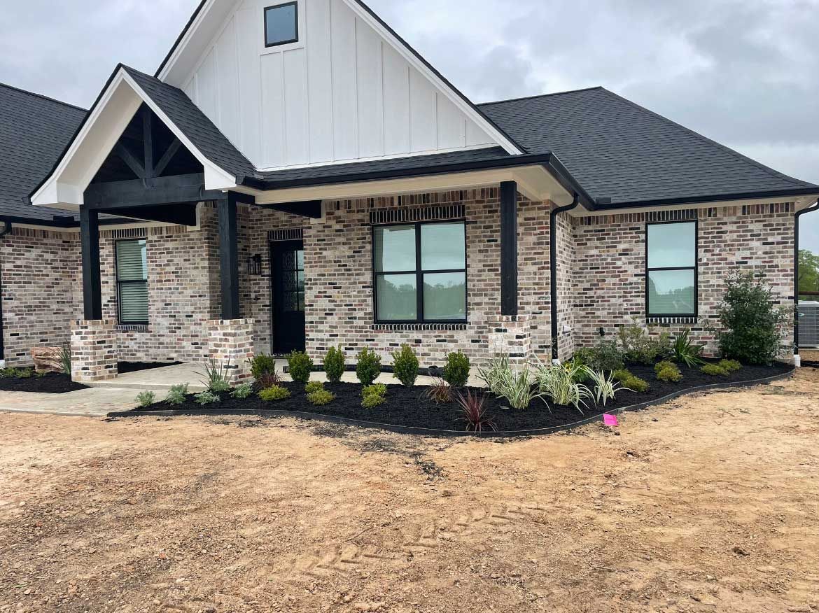 Landscaping & Lawn Care 11