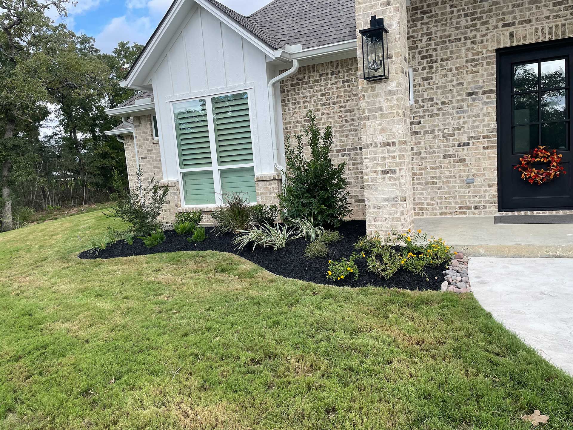 Landscaping & Lawn Care 5