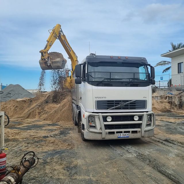Tipper hire