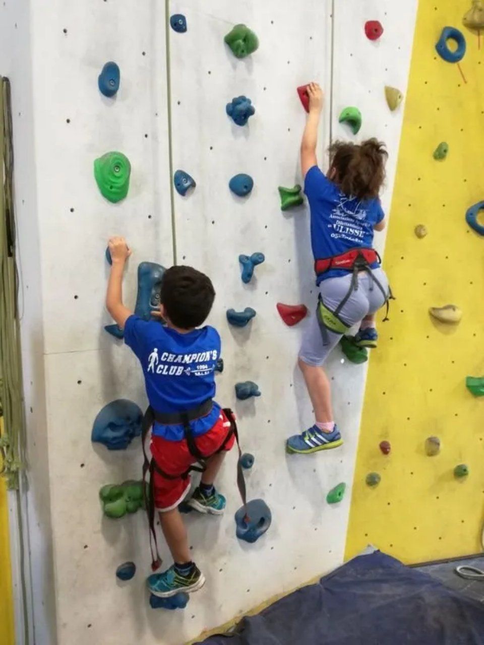 Palestra di roccia per bambini