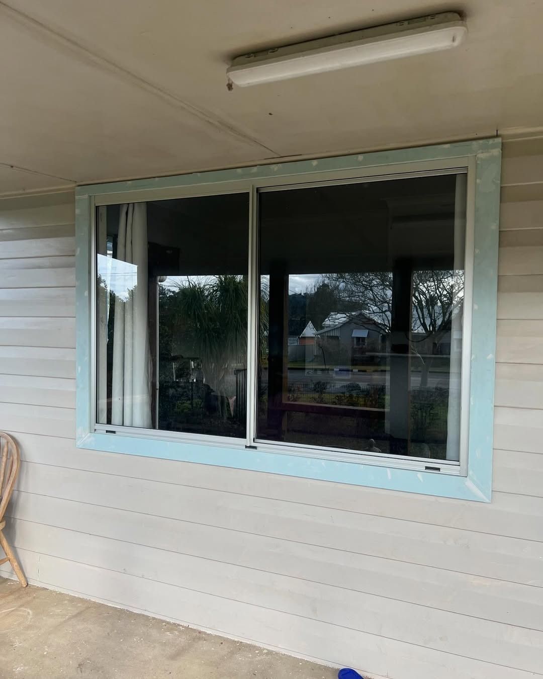 A Large Window On The Side Of A White House — Glass 24/7 In Harrington, NSW