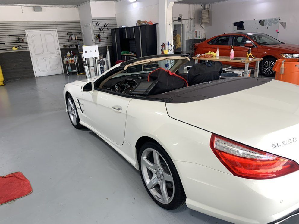 Mercedes winshlied replacement