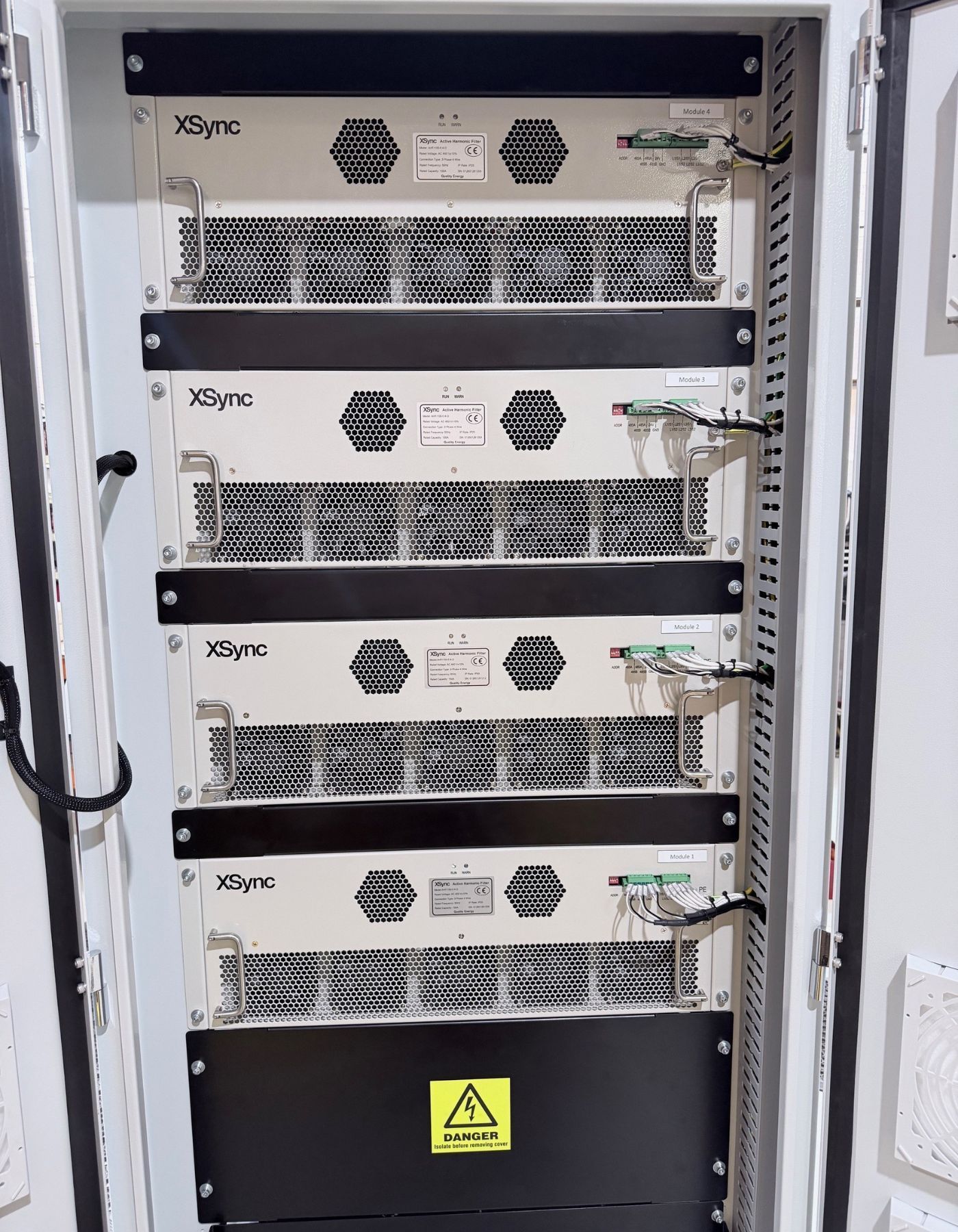 close up view of Quality Energy active harmonic filter