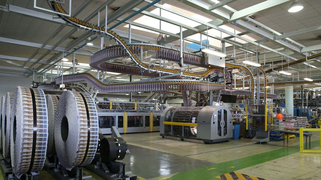 Improving Power Factor and reduce energy cost for Newscorp.