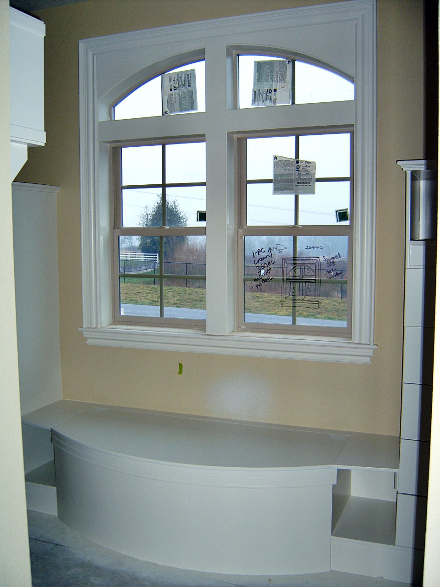 crown molding handyman by malphas construction co LLC