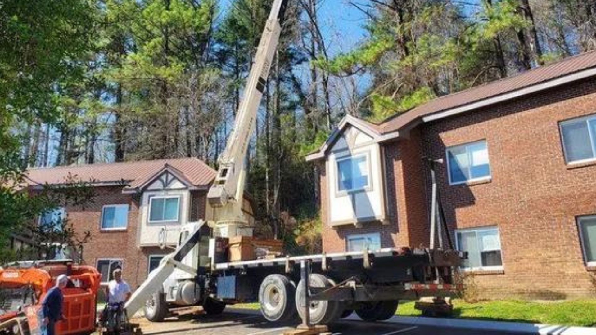 Cut Right Tree Service View of Tree Service Equipment