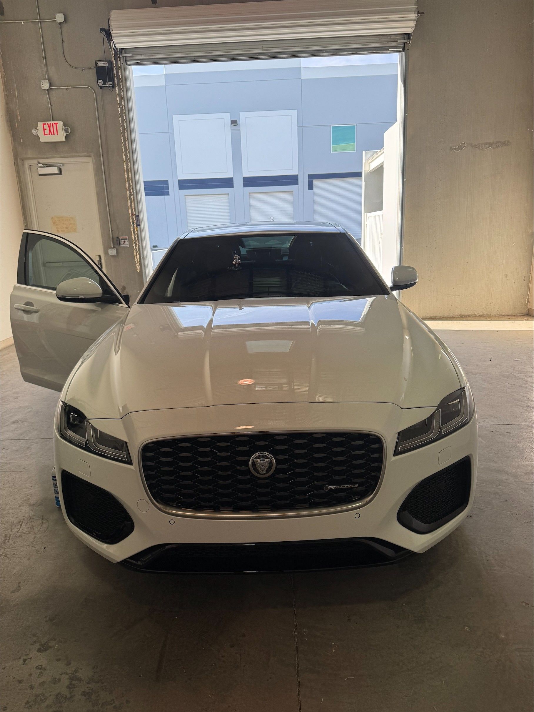 Jaguar windshield replacement & calibration in Las Vegas, NV Jaguar windshield replacement & calibration in Las Vegas, NV