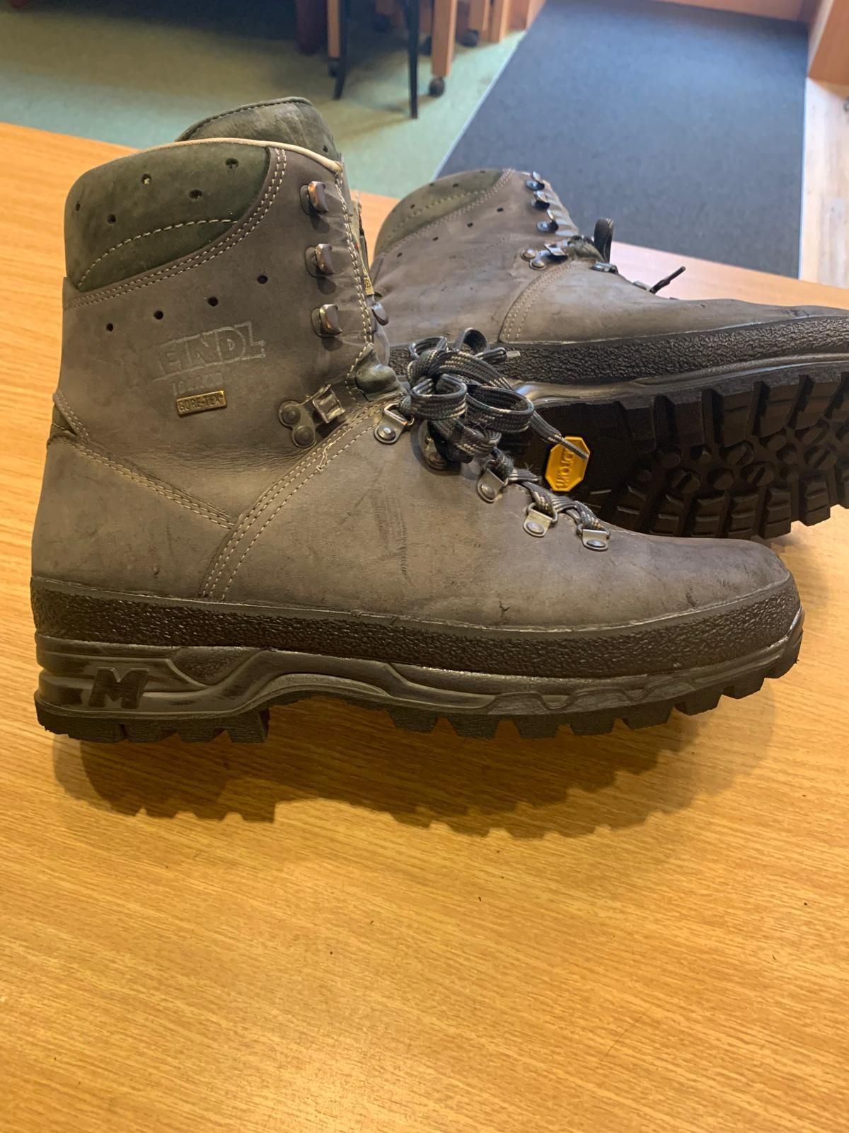 Bergschuhe Reparatur