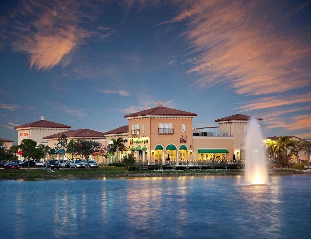 Shopping at Coconut Point