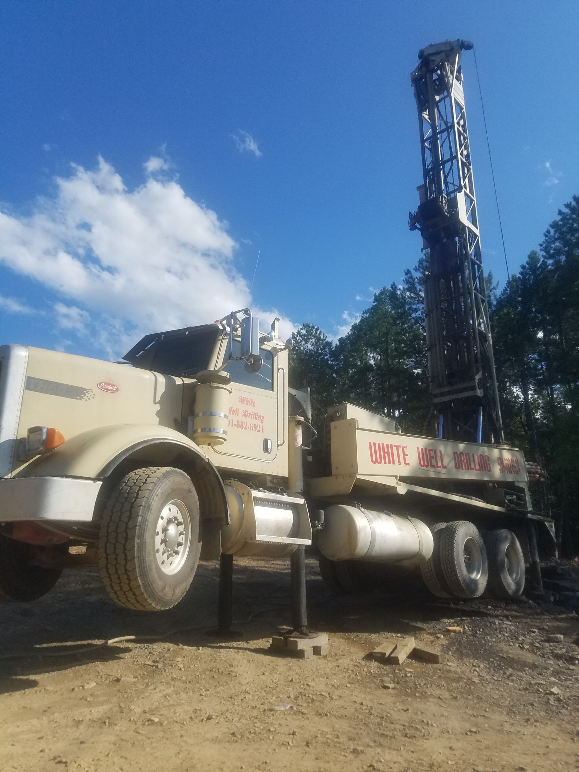 Well Drilling Pictures Beebe, AR White Well Drilling