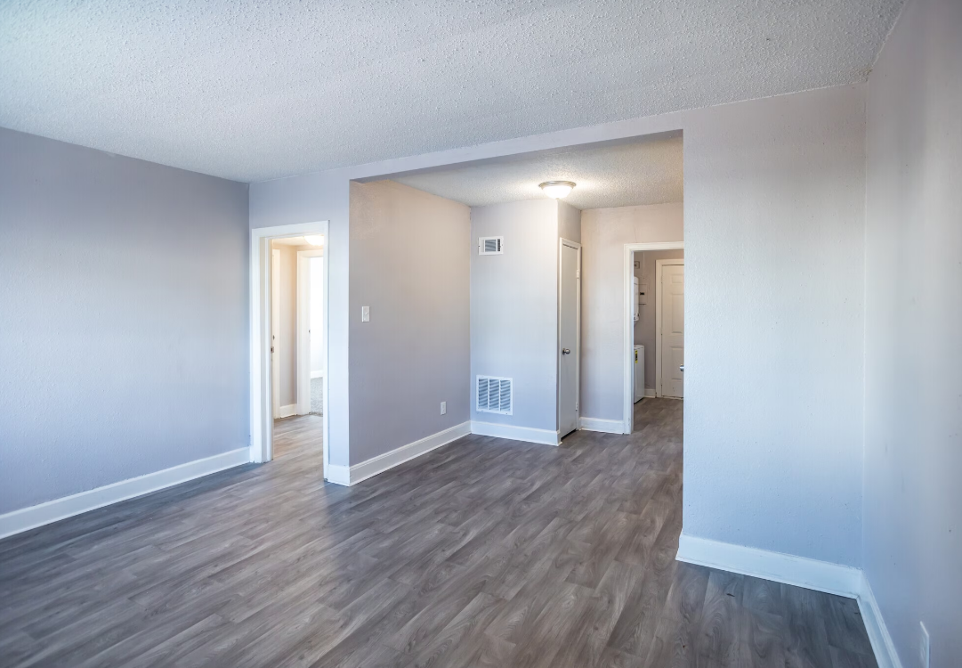 millington oaks living room 2