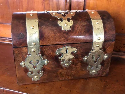 Figured Walnut Stationary Box