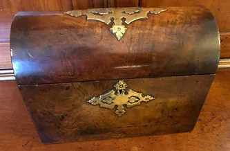 Dome Top Tea Chest Exterior