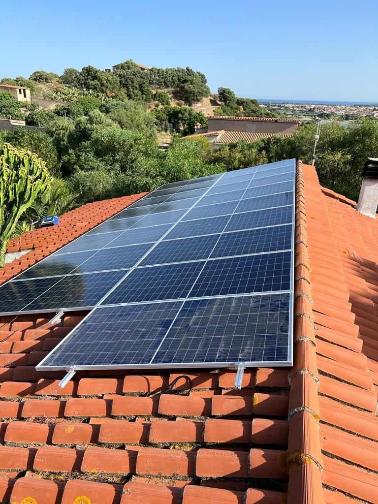 Impianto Fotovoltaico Gruppo Monolit