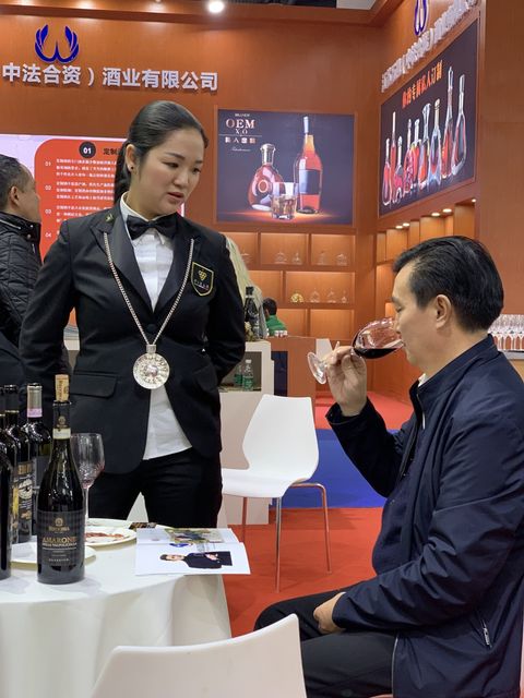 Angela Hu, partner di China-Link