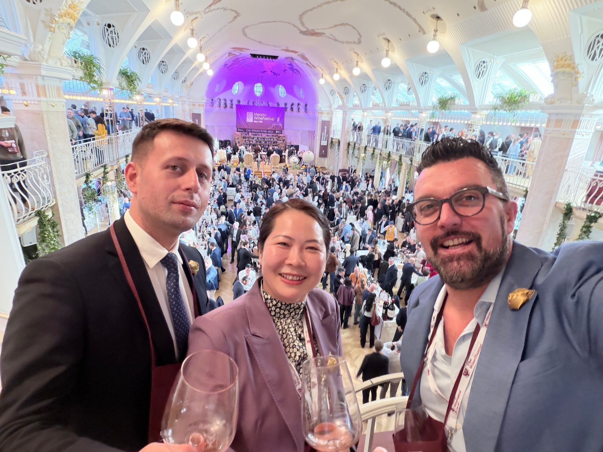 Marco Facchini, Rita Jia e Silvester di Interwine al Merano Wine Festival