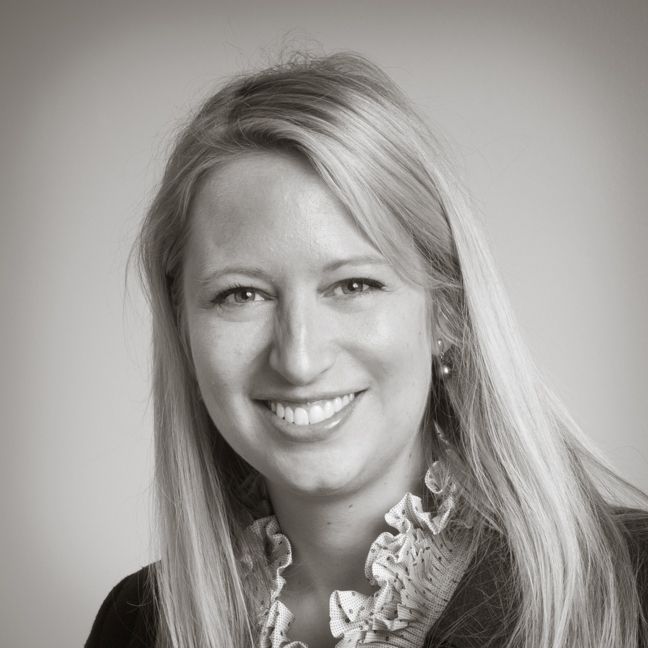 STACY MONDRUS Headshot
