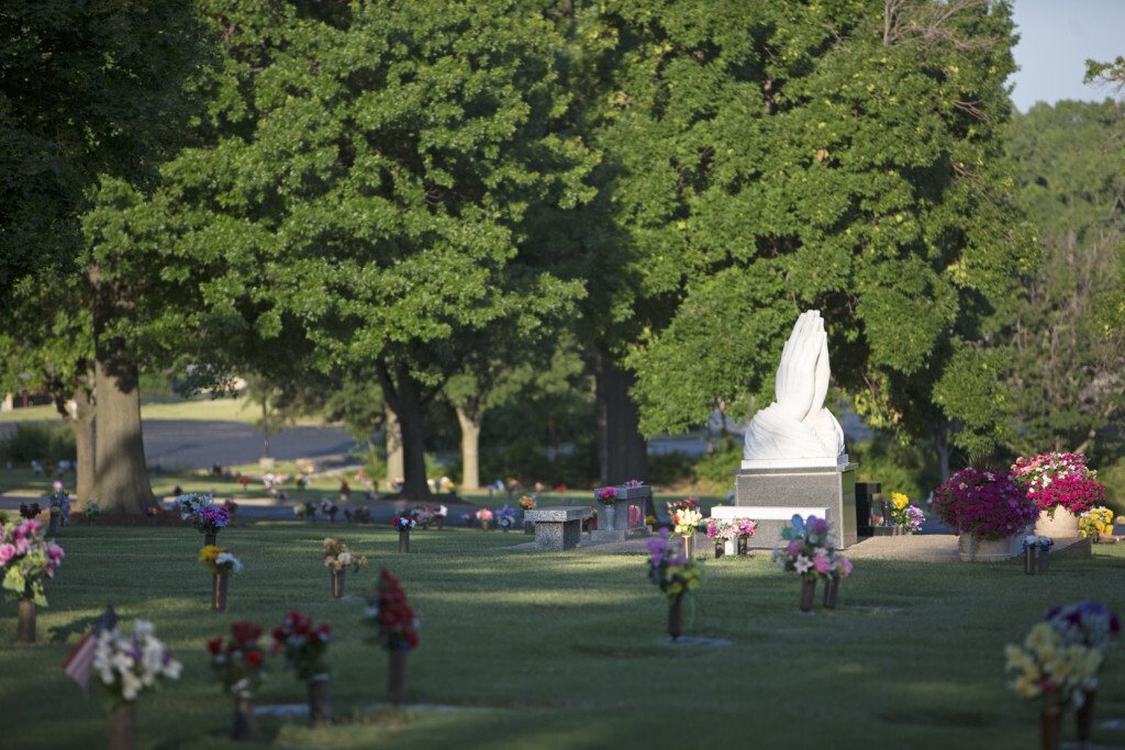 St. Charles Memorial Gardens Baue Funeral Home