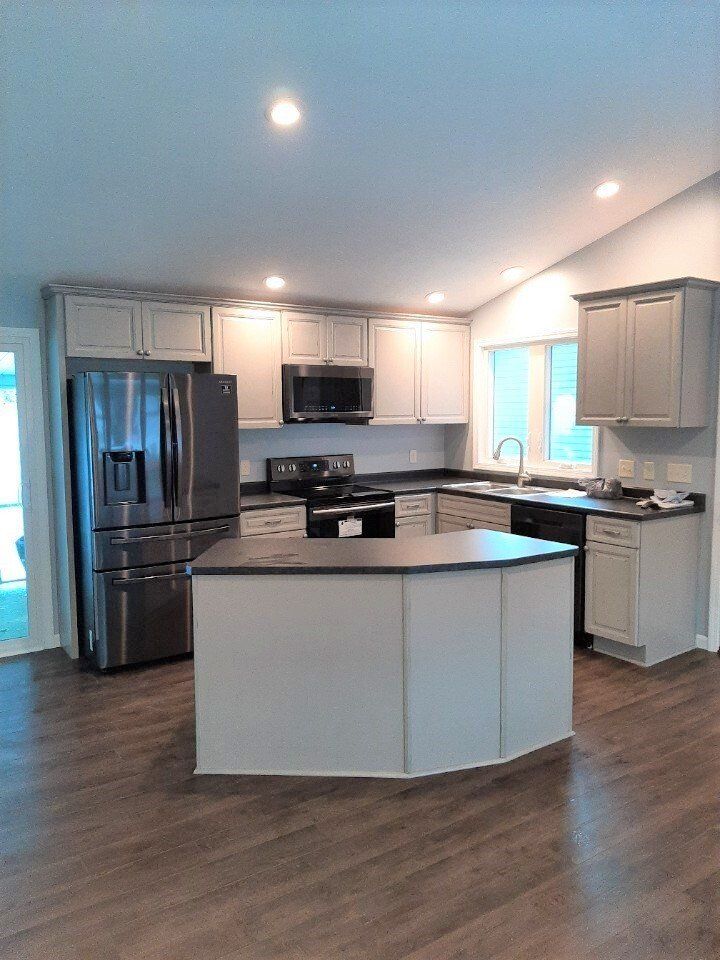 Kitchen with Windows — Mansfield, OH — Zara Construction, Inc.