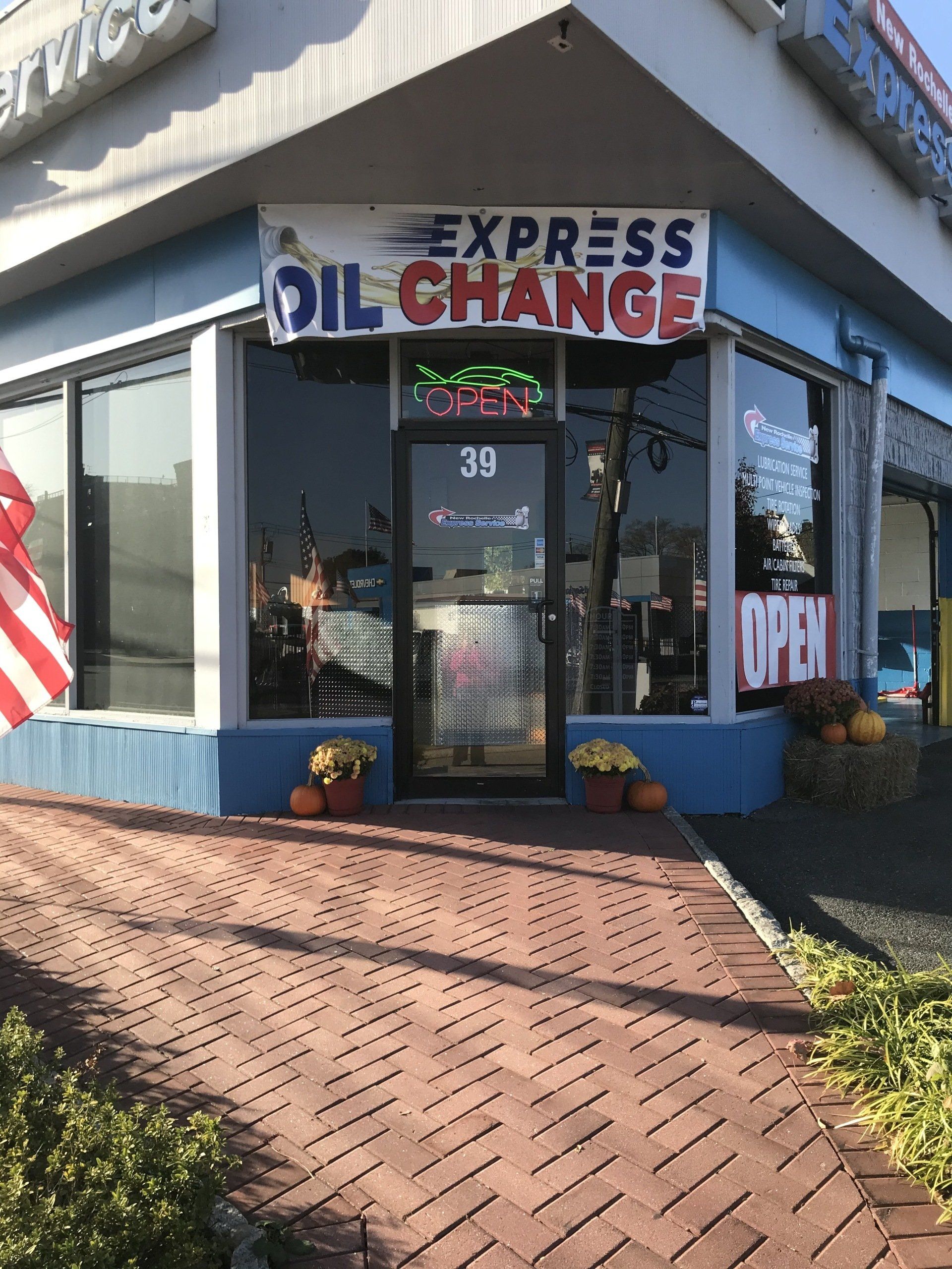 Mobil 1 Express Storefront