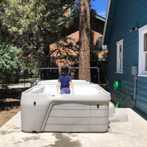 Hot tub removal service in Katy, TX
