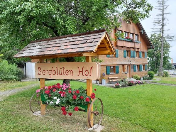 Bergblüten Hof Möggers