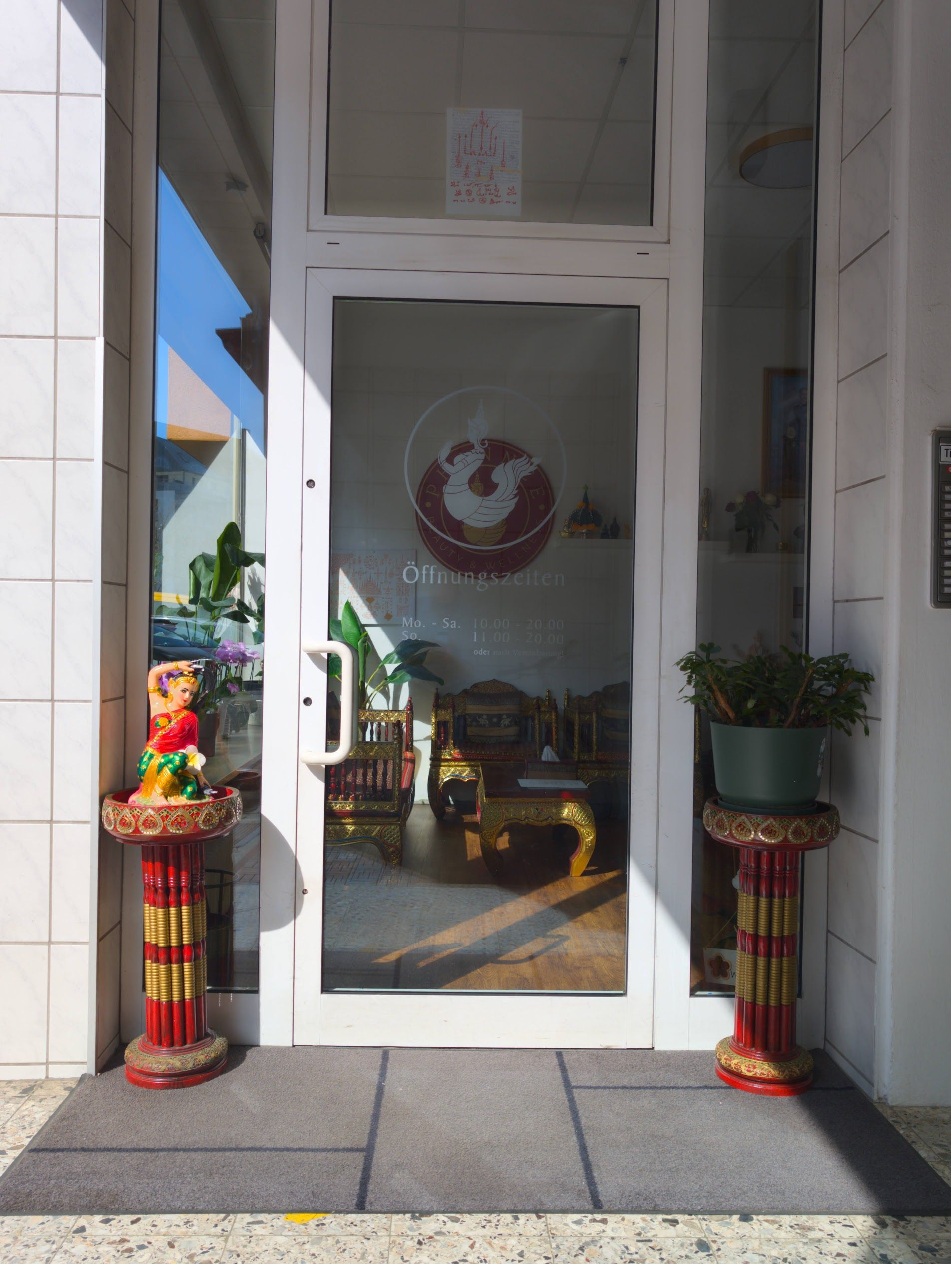 Thaimassage Düsseldorf Eingang