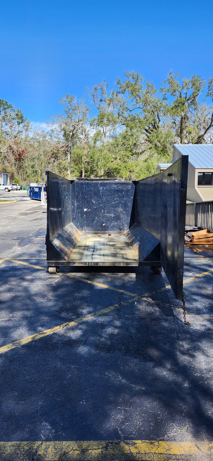 Open 20 Yard Dumpster in Live Oak Florida