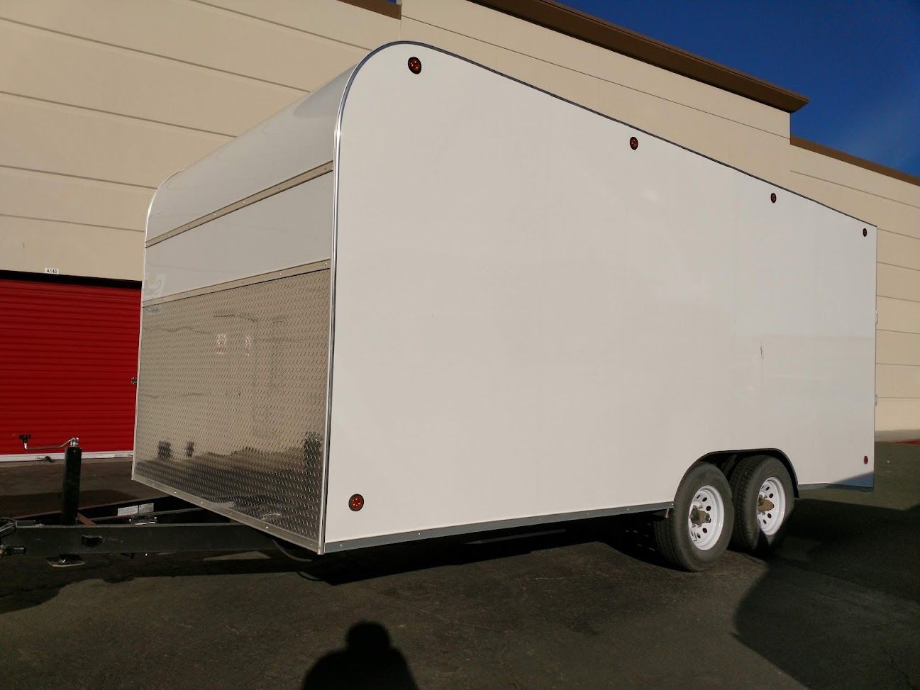 RENT 18'x8'6