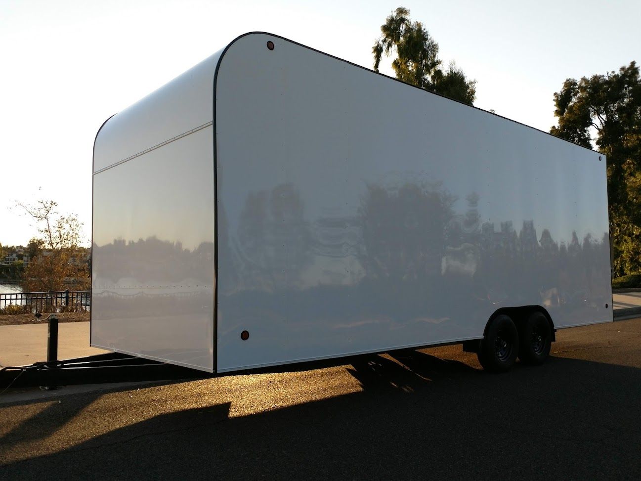 24'x8.5'x8.5' Enc. 8' ramp, 36