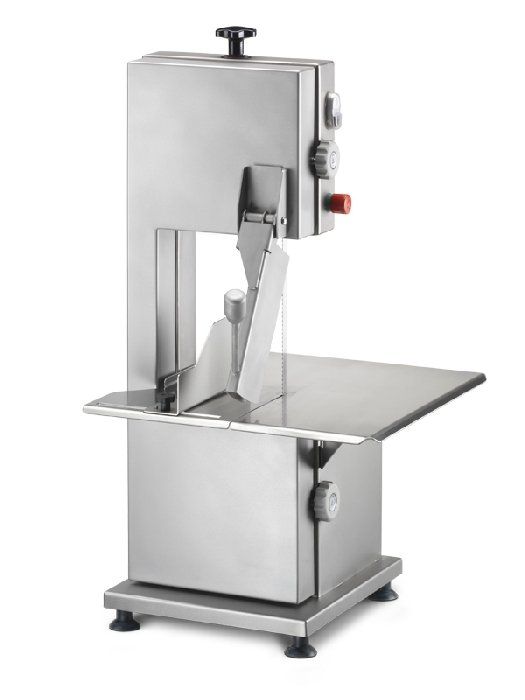 Sega a nastro in acciaio inox per il taglio della carne, con ampio piano di lavoro e protezione di sicurezza.