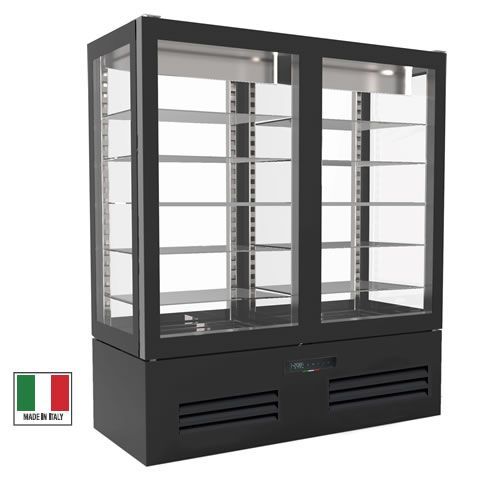 Vetrina refrigerata con frontale in vetro nero, ripiani bianchi e etichetta con bandiera italiana.