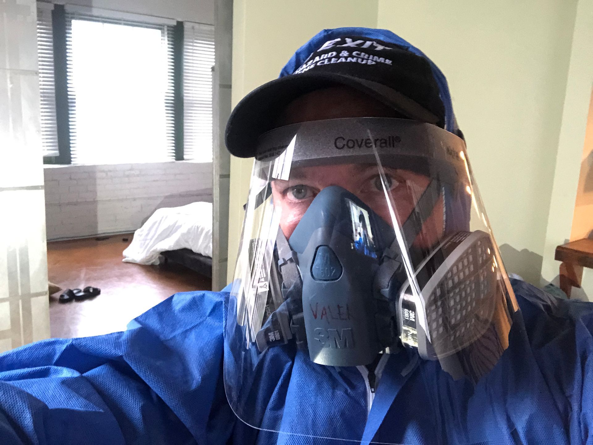 crime scene cleanup technician