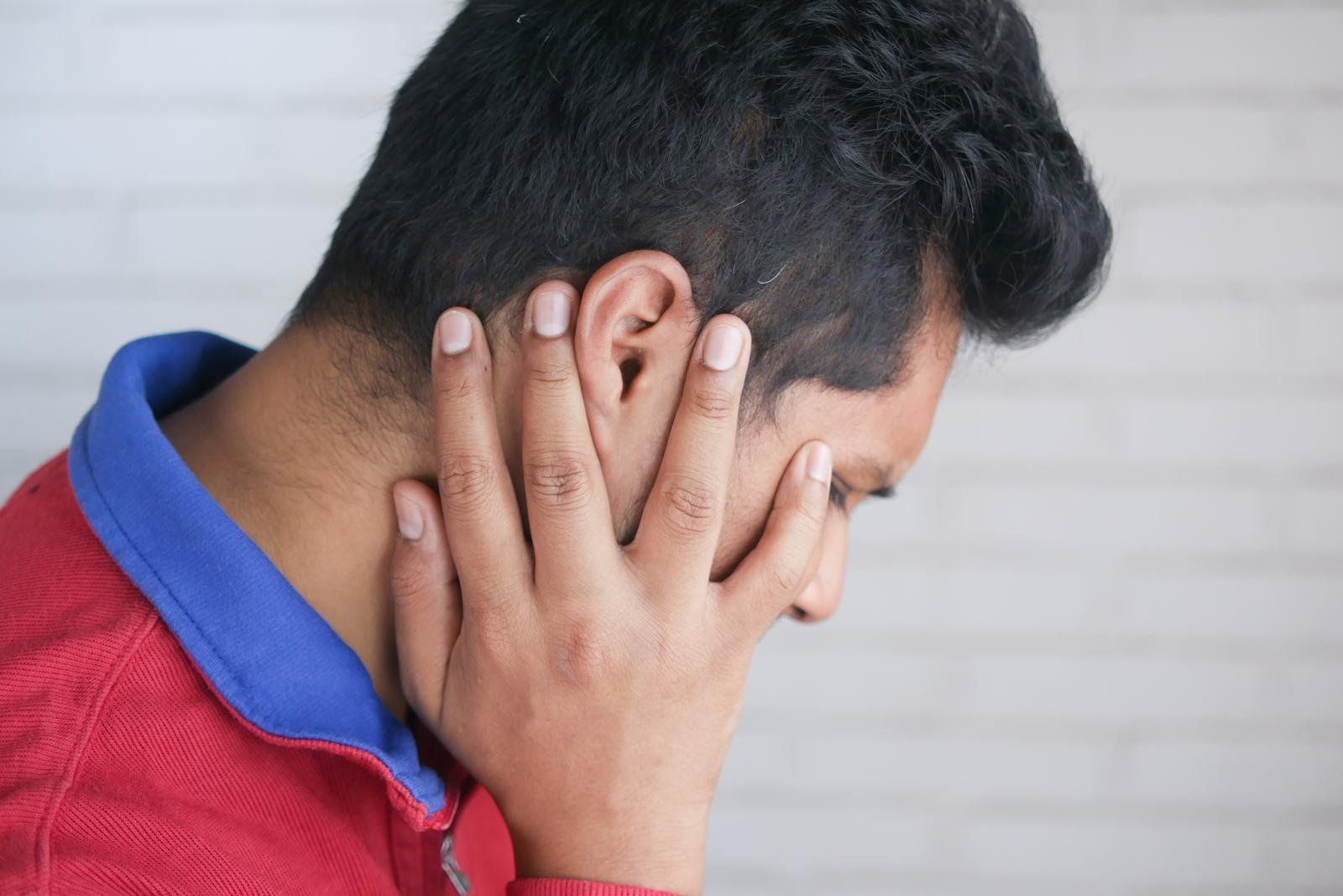 Man with ear pain for ear infections | Eustachian tube dilation procedure | Dr. Thomas Higgins, Expert in Louisville, Kentucky