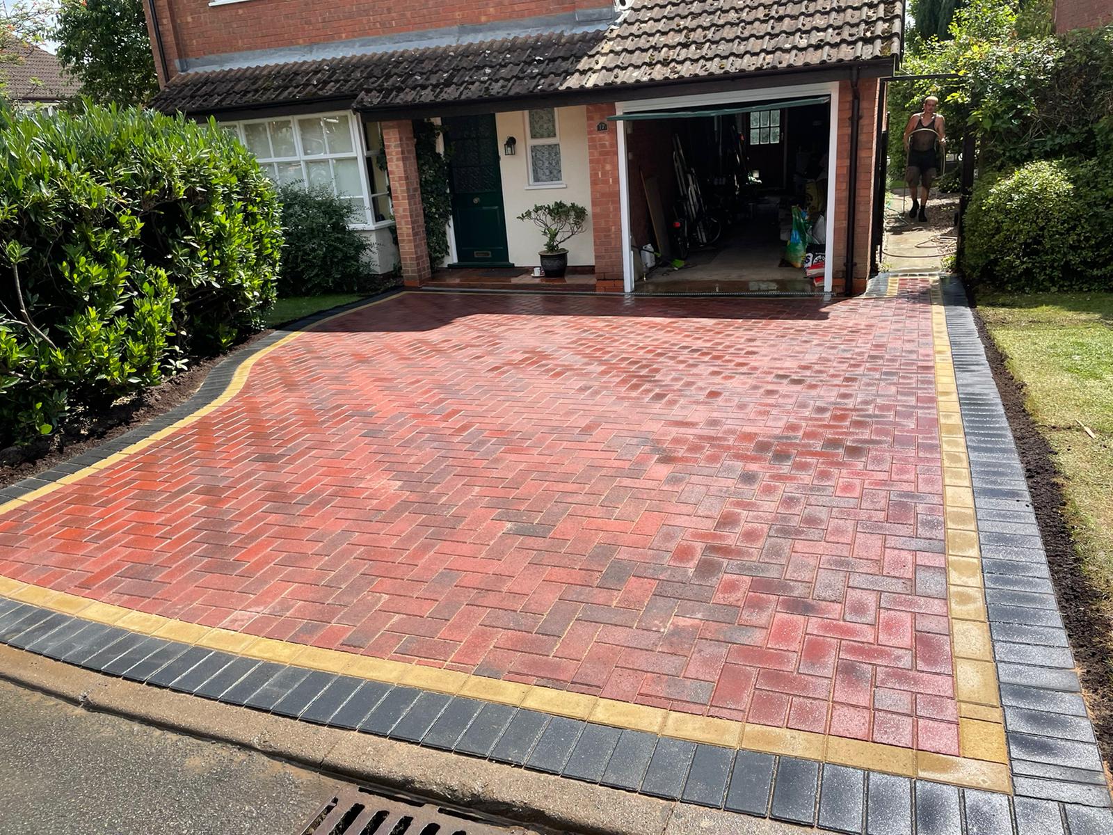 Driveway specialists Rosendale Paving & Landscaping Leamington Spa