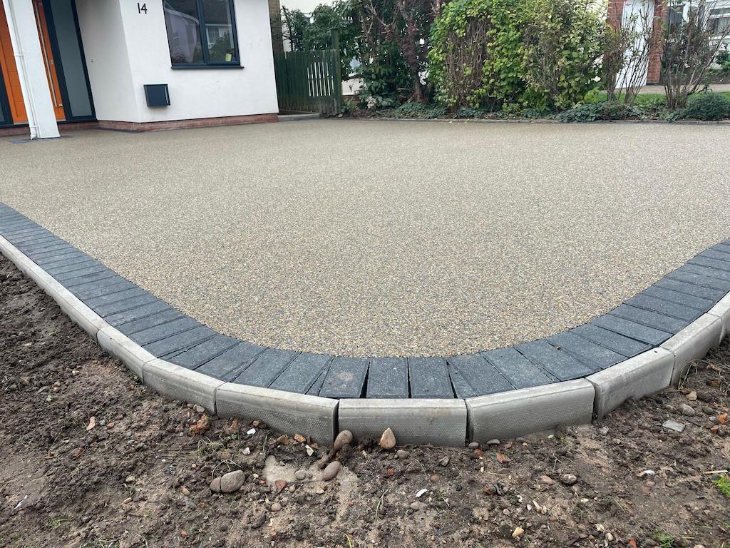Driveway specialists Rosendale Paving & Landscaping Leamington Spa