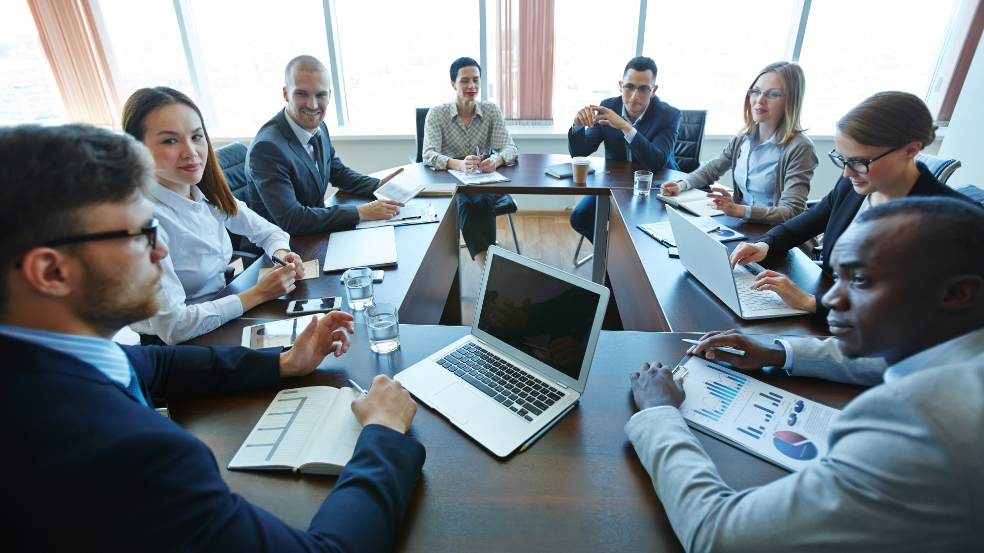 cfo network team meeting to discuss the purchase of a business