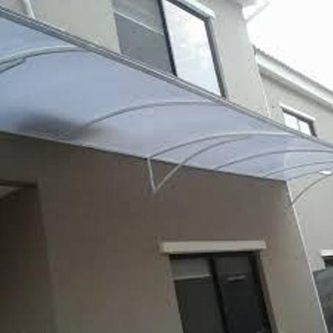 Roca Glass, techo.